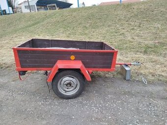 Vlek za auto
