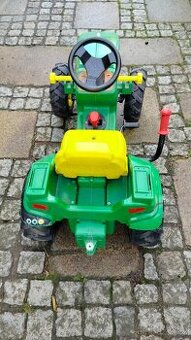 Johndere šlapací traktor