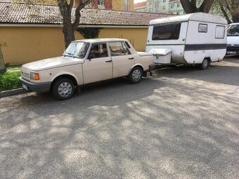 Wartburg s obyt.přívěsem