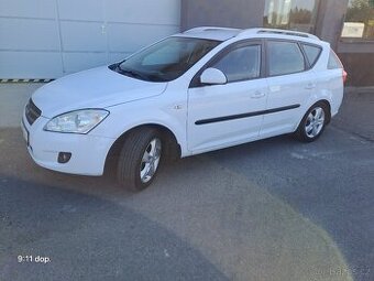 KIA CEED 1.6 16V combi, ČR, po 1. majiteli, PLNÝ SERVIS