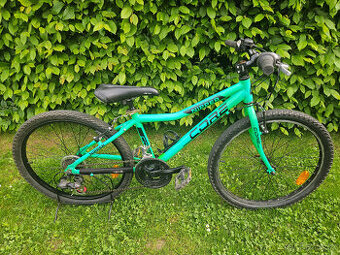 Odlehčené 24" horské hliníkové kolo CORE, rám 13" od 120 c