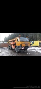 Tatra AV 14 - jeřáb