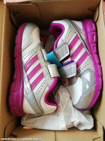 Dívčí boty Adidas Hyperfast Syn-nové-vel. 24