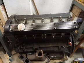 Jaguar XJ6 motor 2.8