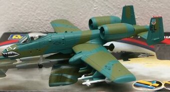 Bojové letouny Revell easykit (1:100)