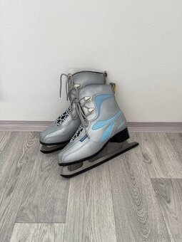 Lední brusle | brusle na led | dámské | 42 | KRUK