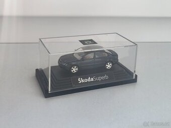 Model auta Škoda Superb, Kaden 1:87