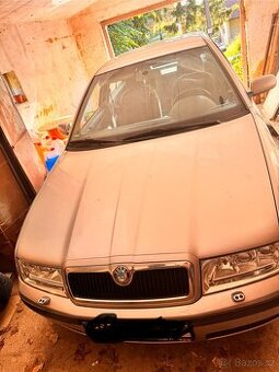 Octavia 1.8t 20V - r.v. 2002 - ND nebo na opravu
