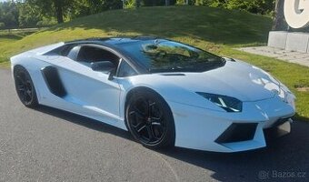 Lamborghini Aventador LP 700-4