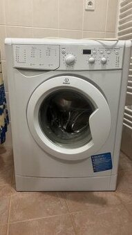 Pračka Indesit SLIM (42cm)