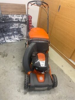 Motorová sekačka Husqvarna