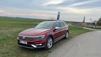 Passat B8 Alltrack 2.0TDi 176kw / webasto / ACC / DCC / pano