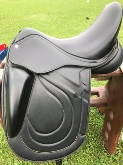 Premier Equine