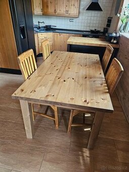 Prodám jídelní stůl ikea