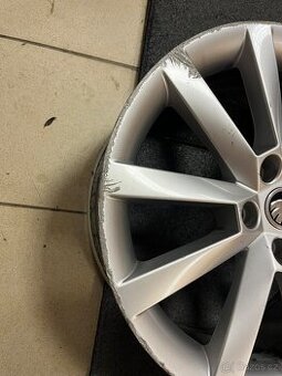 Alu kola Škoda octavia 5x112