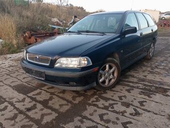 VOLVO V40 1.8 BENZÍN, DOVOZ NĚMECKO
