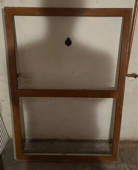 Plastové dvoukřídlé okno