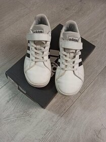 Botasky ADIDAS