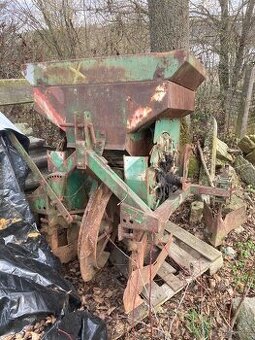 Prodám sazeč brambor