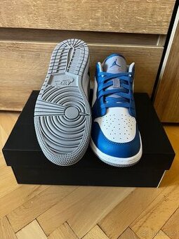 Air Jordan 1 Low "True Blue Cement"