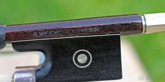 Nádherný smyčec od RICHARD WEICHOLD rok 1910