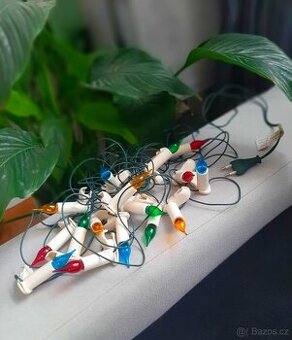 Vánoční světélka a zdobené žárovky na stromeček a jiné..