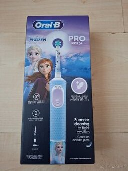 Elektrický zubní kartáček