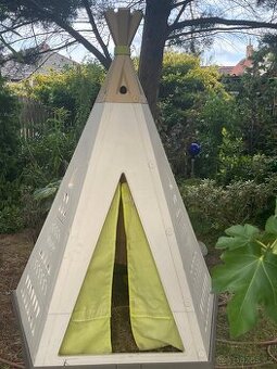 SMOBY Dětské plastové teepee, domeček na zahradu