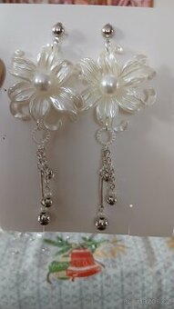 Nové dlouhé náušnice,bižuterie