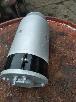 Prodám originál dynamo na ZETOR25 po GO