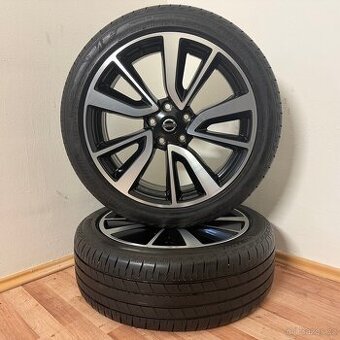 NISSAN QASHQAI 5x114,3 R19 ET40+LETNÍ 225/45R19 7m