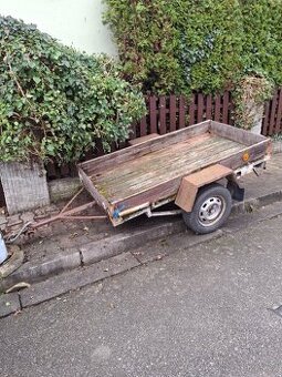 Přívěsný vozík s doklady