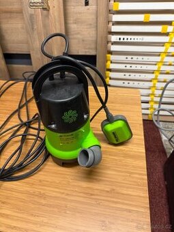 Kalové čerpadlo Fieldmann FVC2003-EK