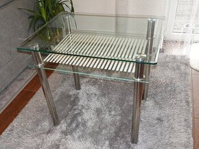 Skleněný jídelní stůl 80x60 s odkládací plochou