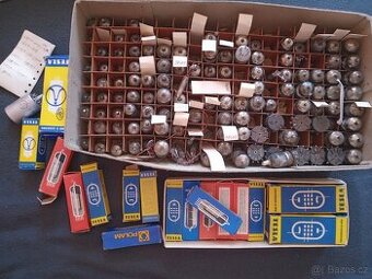 Elektronky více druhů kolem 120 ks