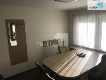 Pronájem 3 spojených kanceláří, Karlovy Vary, 45,2m2