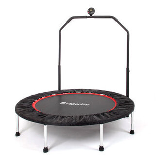 trampolína