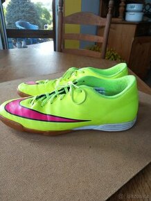 Nike sálovky 47,5