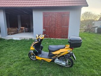 Skútr 50ccm