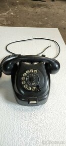 Prodám starý telefon