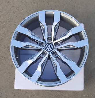 Alu kola 5x112 18 \. 5x112 r18