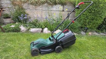 Elektrická sekačka na trávu Parkside PRM 1300 A1.