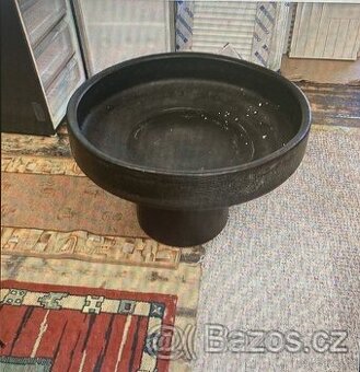 Květináč do zahrady