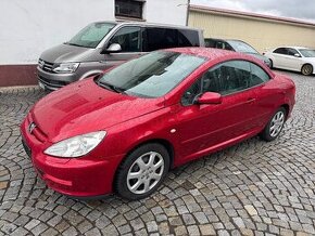 Prodám díly z tohoto vozu Peugeot 307 cc cabrio