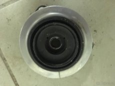 Uložení předních tlumičů Civic 8g - 1