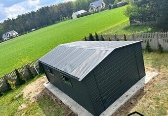 PREMIUM jednovozová plechová garáž 4x5 boční šikmá střecha a