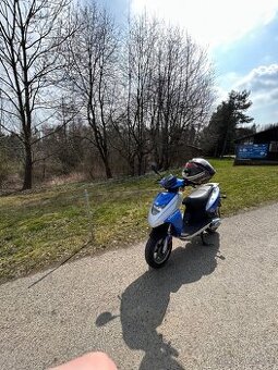 Prodám skútr CPI Oliver 50 ccm – nepojízdný