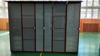 Šatní skříně Hopen (IKEA)