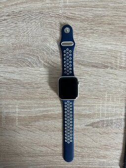 Apple watch series 4