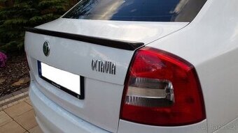 SKODA OCTAVIA II spoiler kridlo lipko na kufor